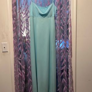 Gorgeous Gown for Prom or Wedding